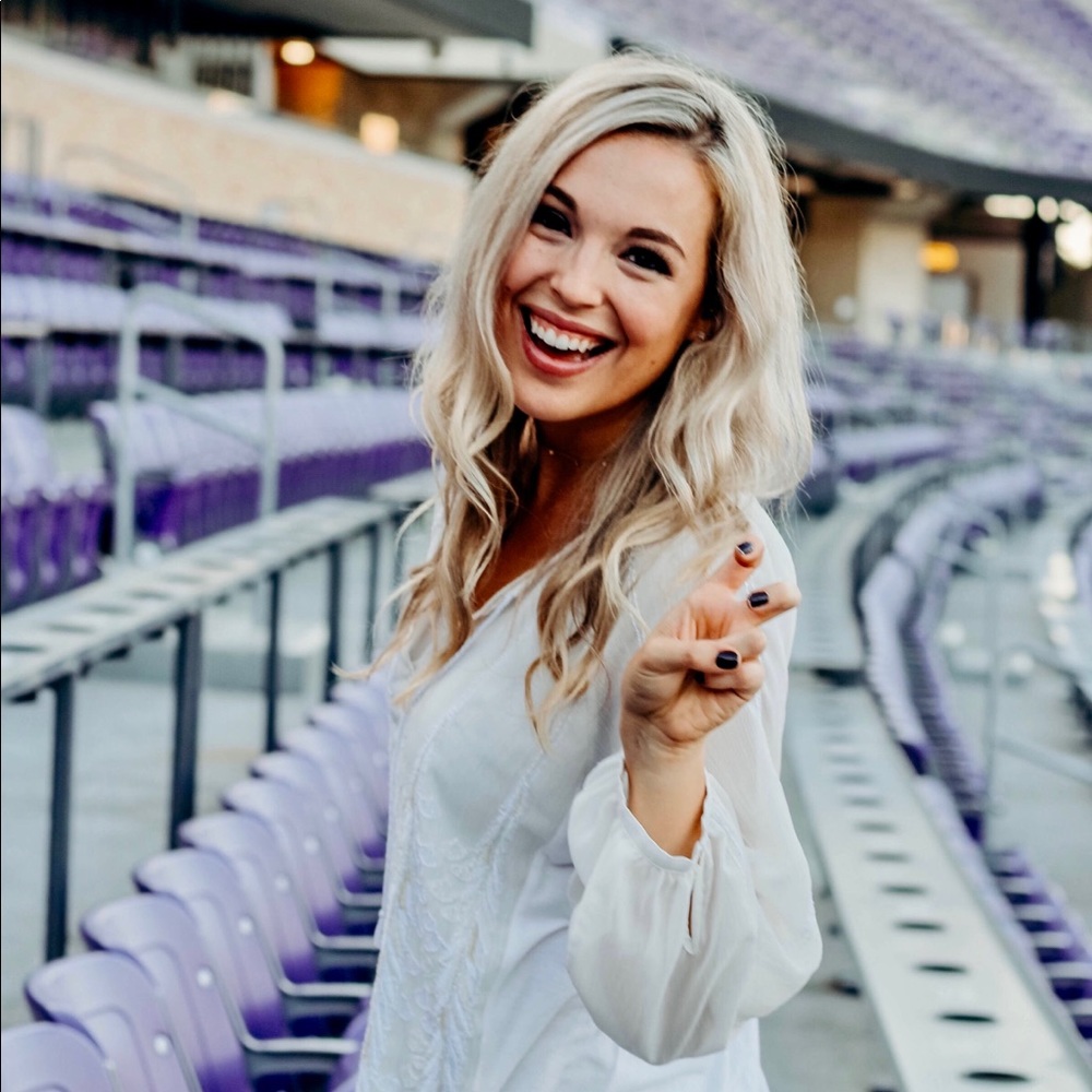 Meet your Posher, Christa